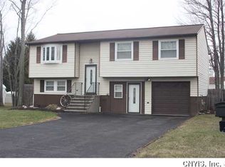 6037 Deersprings Rd, Cicero, NY 13039