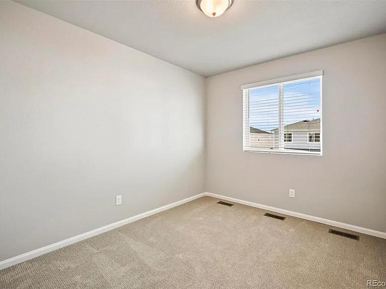 9624 Lytle Grv — Photo 16