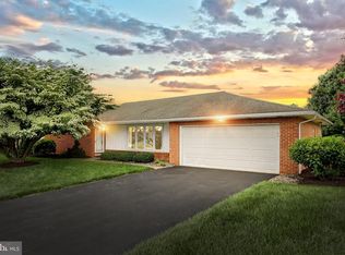 2380 Merrill Rd, York, PA 17403