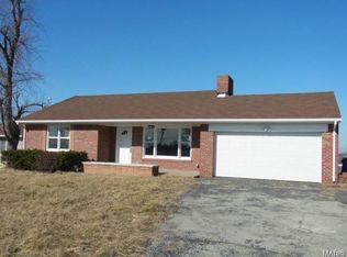 11601 Old Saint Charles Rd, Bridgeton, MO 63044