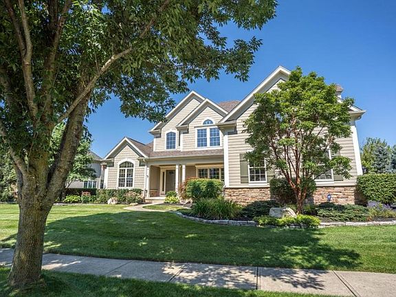 4th image of 6556 Ballantrae Pl