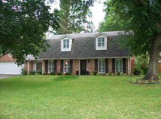 406 E Forest Dr, White Oak, TX 75693