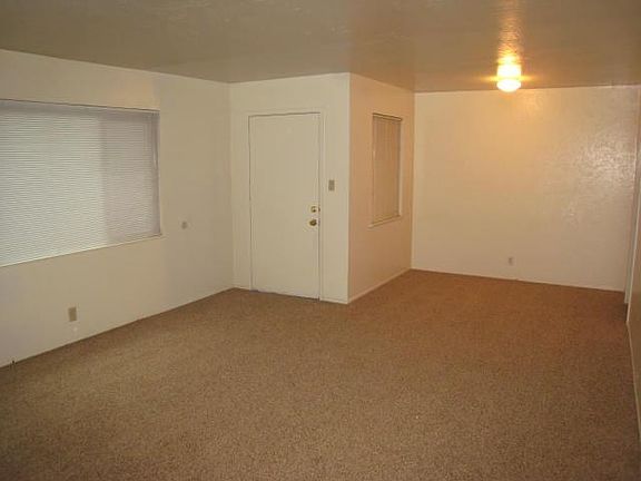 5th image of 207 E Kentucky St