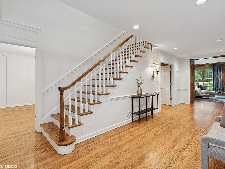 770 E Westminster, Lake Forest, IL 60045 | Zillow
