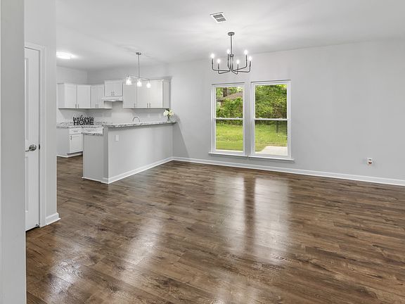 4th image of 3275 Seminole Rd