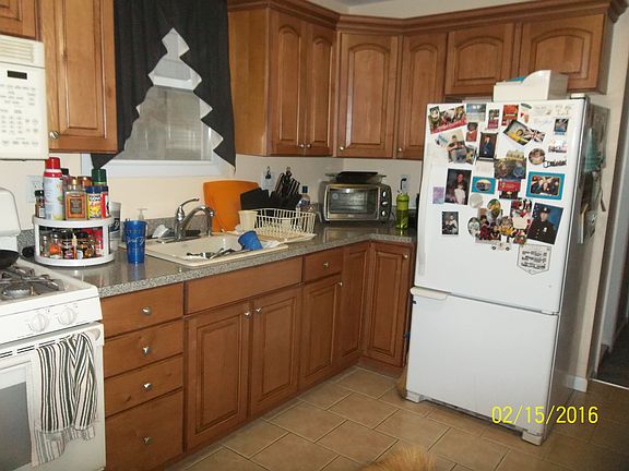 2nd image of 374 Warburton Ave
