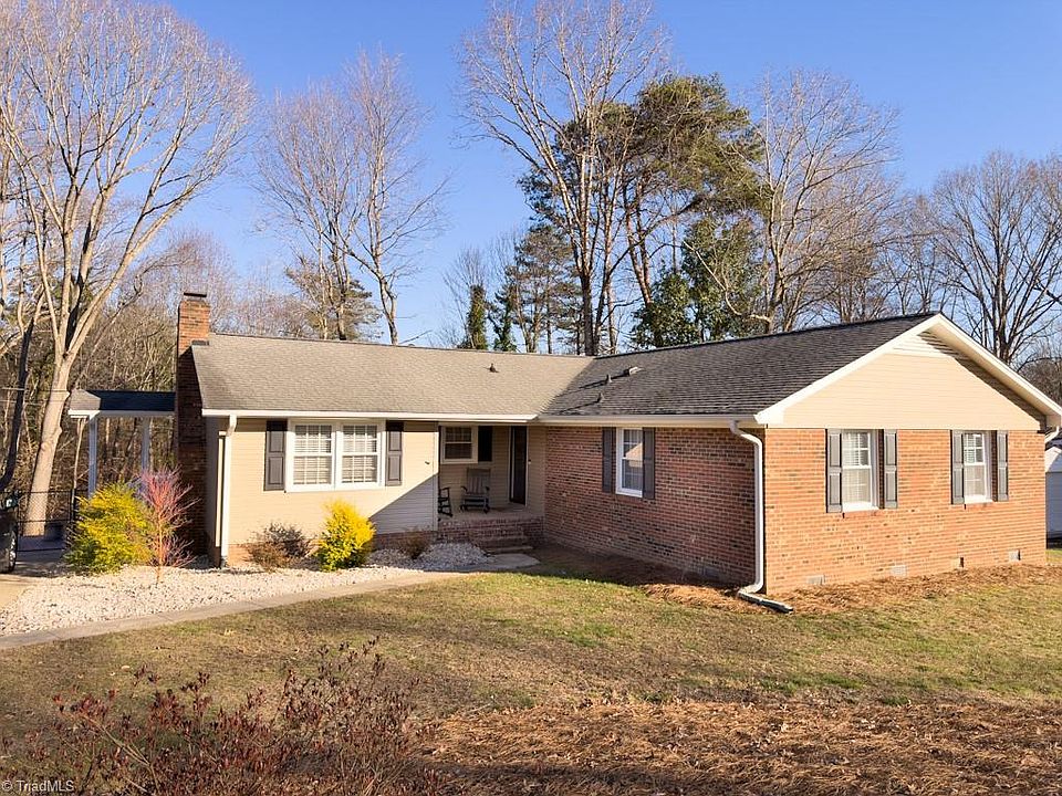 1st image of 165 Summerglen Dr