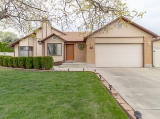 7246 S Santa Maria Cir, West Jordan, UT 84084