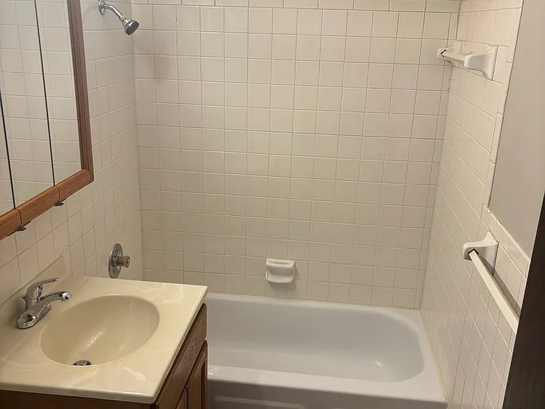 2525 Harriet Ave Building — Photo 3
