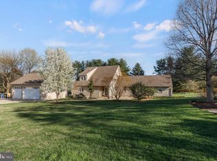 2409 Crestnoll Rd, Reisterstown, MD 21136