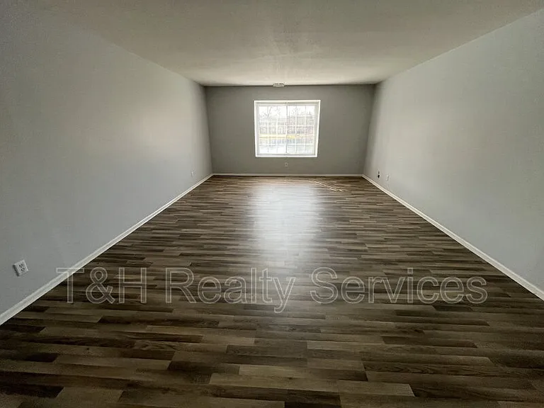 857 Indigo Way — Photo 6