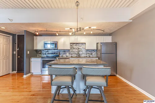 105 N 31st Ave #701 Photo 1