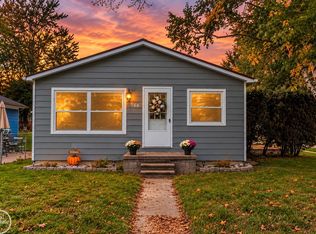 549 Edward St, Algonac, MI 48001