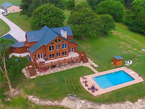 34088 W 160th St, Rayville, MO 64084