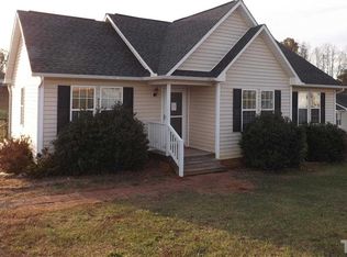 718 Crutchfield Dr, Graham, NC 27253