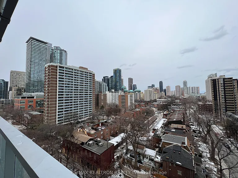 3 Gloucester St #1007 — Photo 17