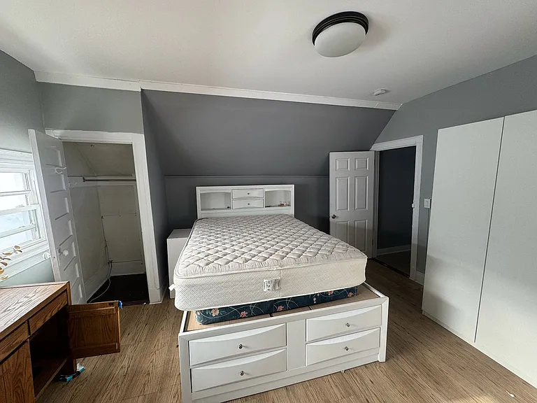 1228 Oak Ave #3 — Photo 7
