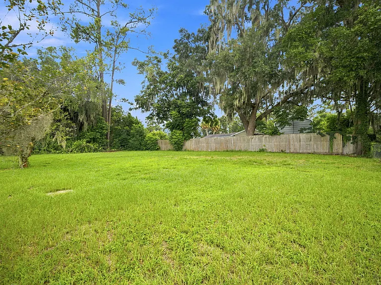 1322 SE 38th Ave — Photo 19