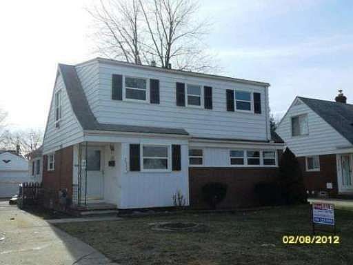 1st image of 20426 Lancaster St