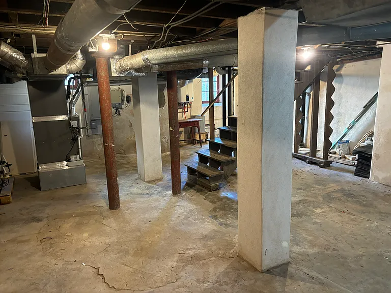 2685 South Ave — Photo 27