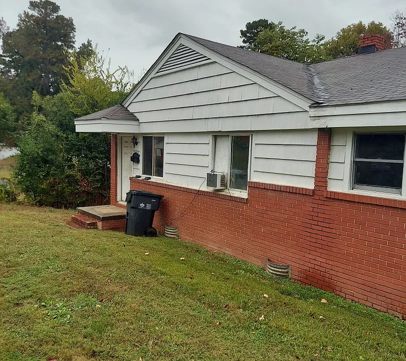 2721 Columbus Cir