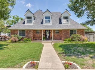 3667 Delford Cir, Dallas, TX