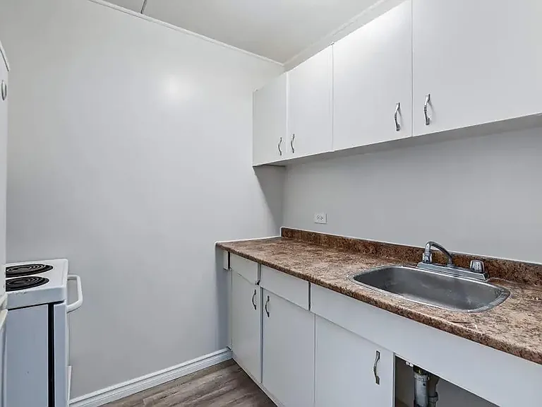 360 Cumberland Ave #2004 — Photo 19