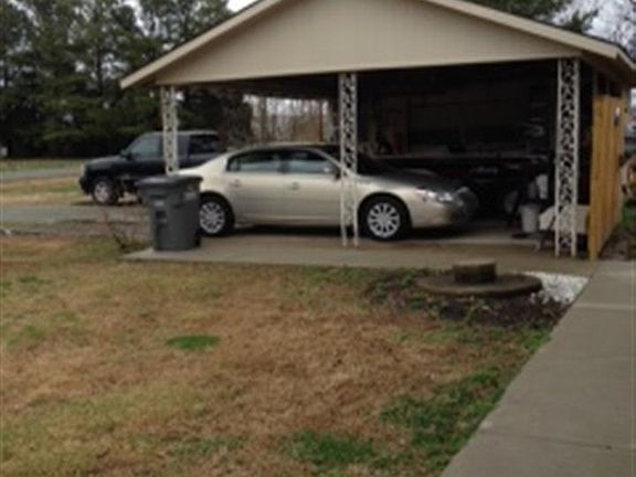 2nd image of 3346 Fairlane Ave