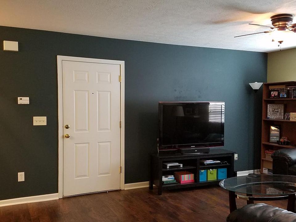 1st image of 1661 Maple View Way #12A