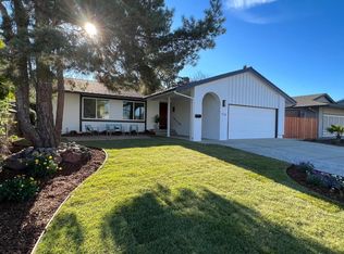 516 Anchor Cir, Redwood City, CA 94065