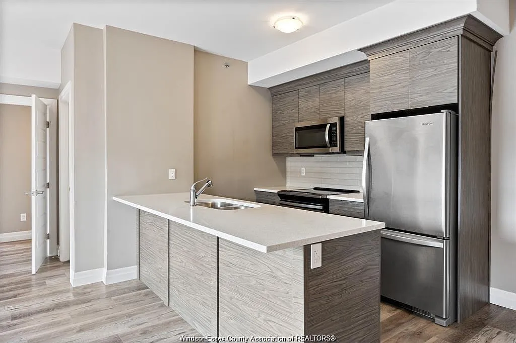 2 bed, 2.0 bath, 1073 sqft, $2,100 — Photo 4