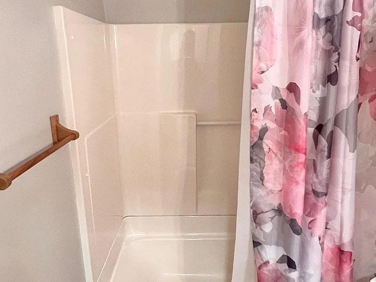 8 Rose Ter — Photo 20