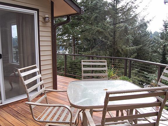 3rd image of 1422 Evergreen Park Ln SW