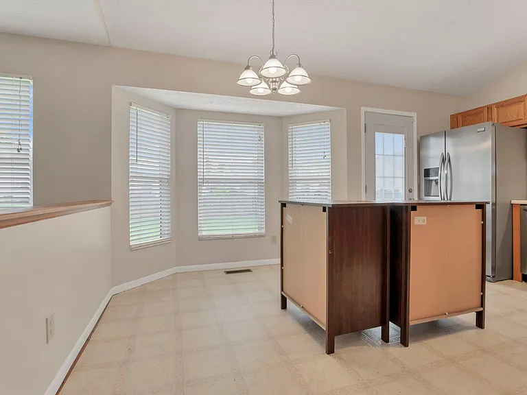 522 Farm Hill Ct — Photo 7