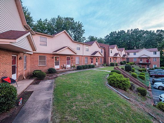 2nd image of 50 Foxtree Dr #13