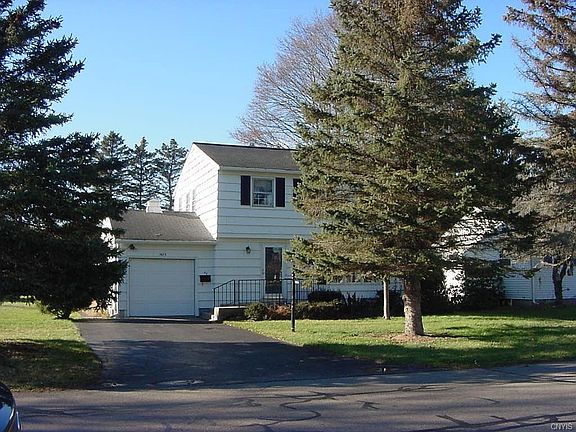 2nd image of 3673 Levydale Park Park