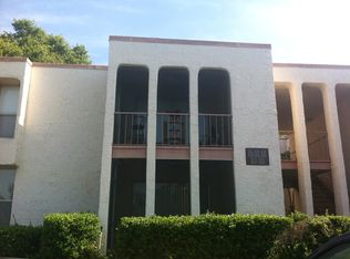 522 Orange Dr APT 34, Altamonte Springs, FL 32701