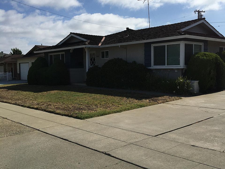1st image of 912 Desert Isle Dr #912