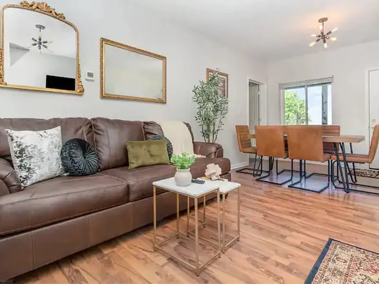 916 Mount Hope Ave #2 — Photo 2