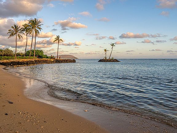 Kahala Beach
