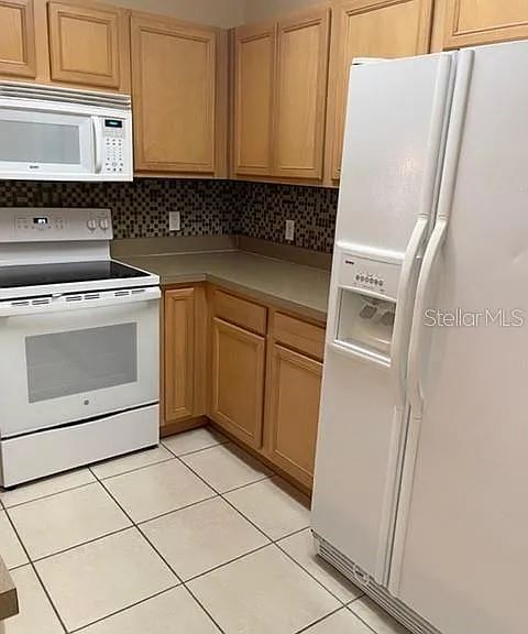 1135 Baronscourt Dr — Photo 13