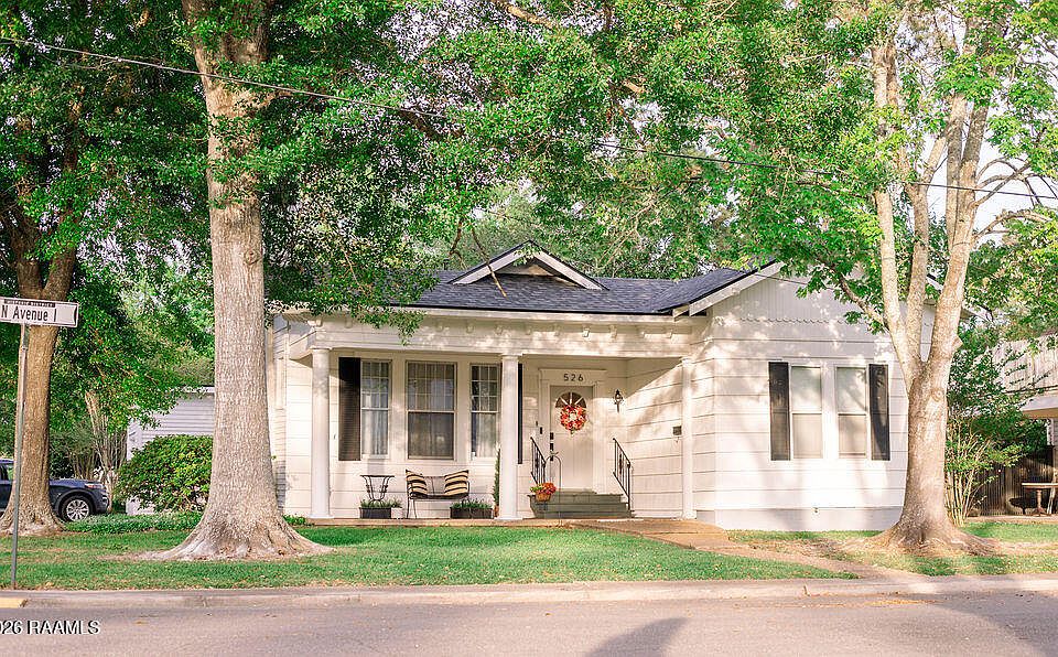 1st image of 526 N Avenue I