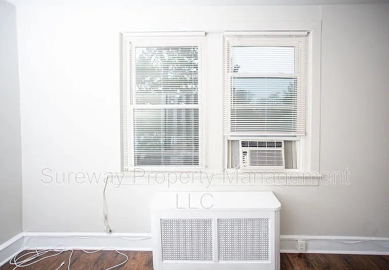 1034B Collings Ave — Photo 31