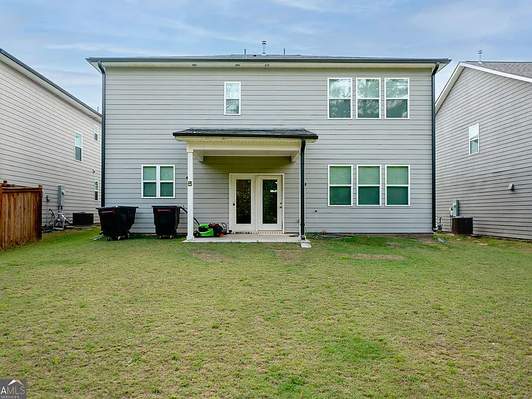 337 Caledonia Ct — Photo 15