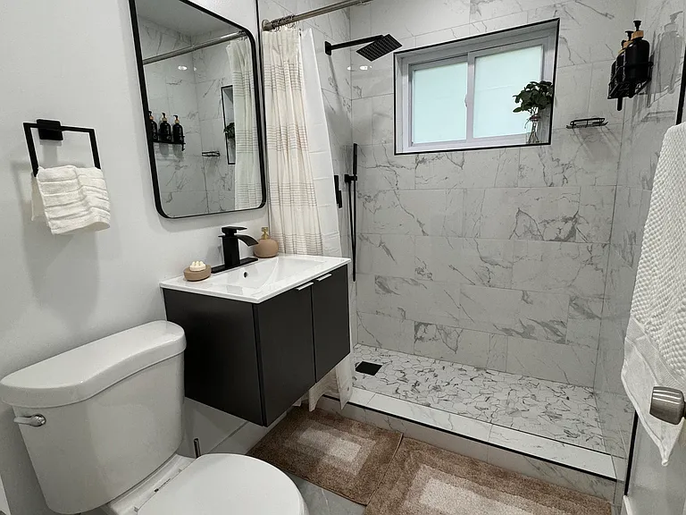 22258 Beverly Ave — Photo 12