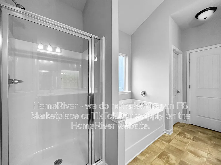 228 Renford Rd — Photo 7