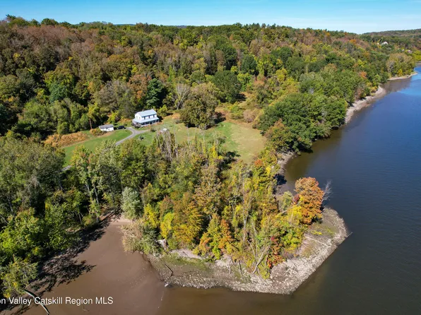 219-237 Swezey Road, Coxsackie, NY 12051