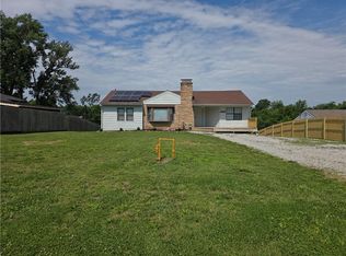 1704 S State Route 291, Independence, MO 64057