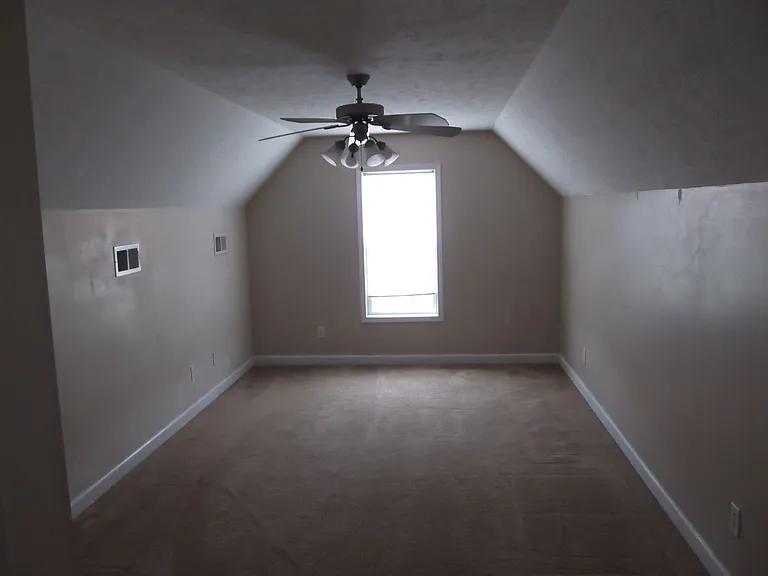 231 Sharpsburg Rd — Photo 7