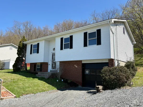 444 State Highway 356, Apollo, PA 15613